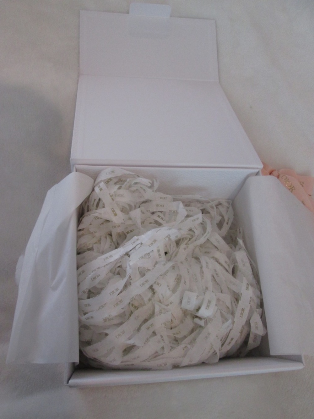 Dior Gift Box - Picture 2 of 4
